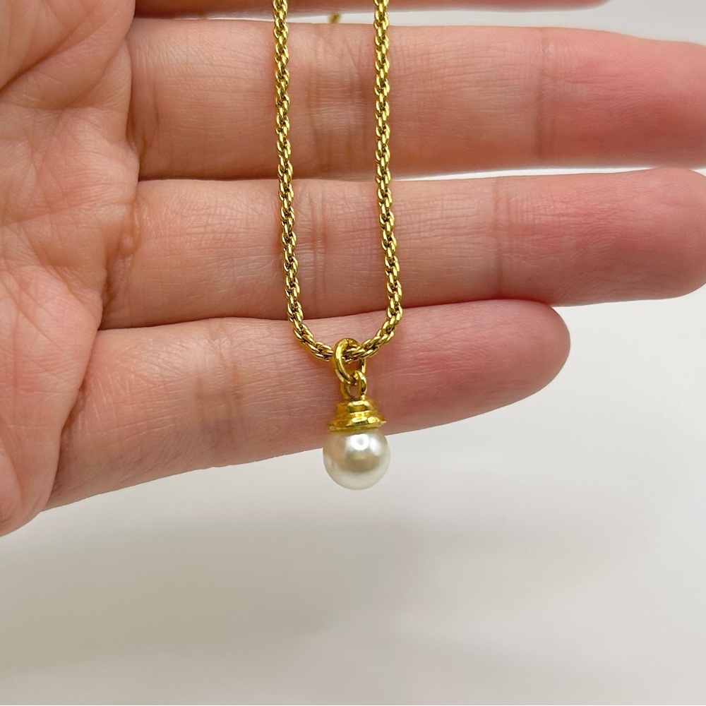 Christian Dior Gold Plated Necklace with Faux Pearl Pendant, Pouch Included - Picture 4 of 6